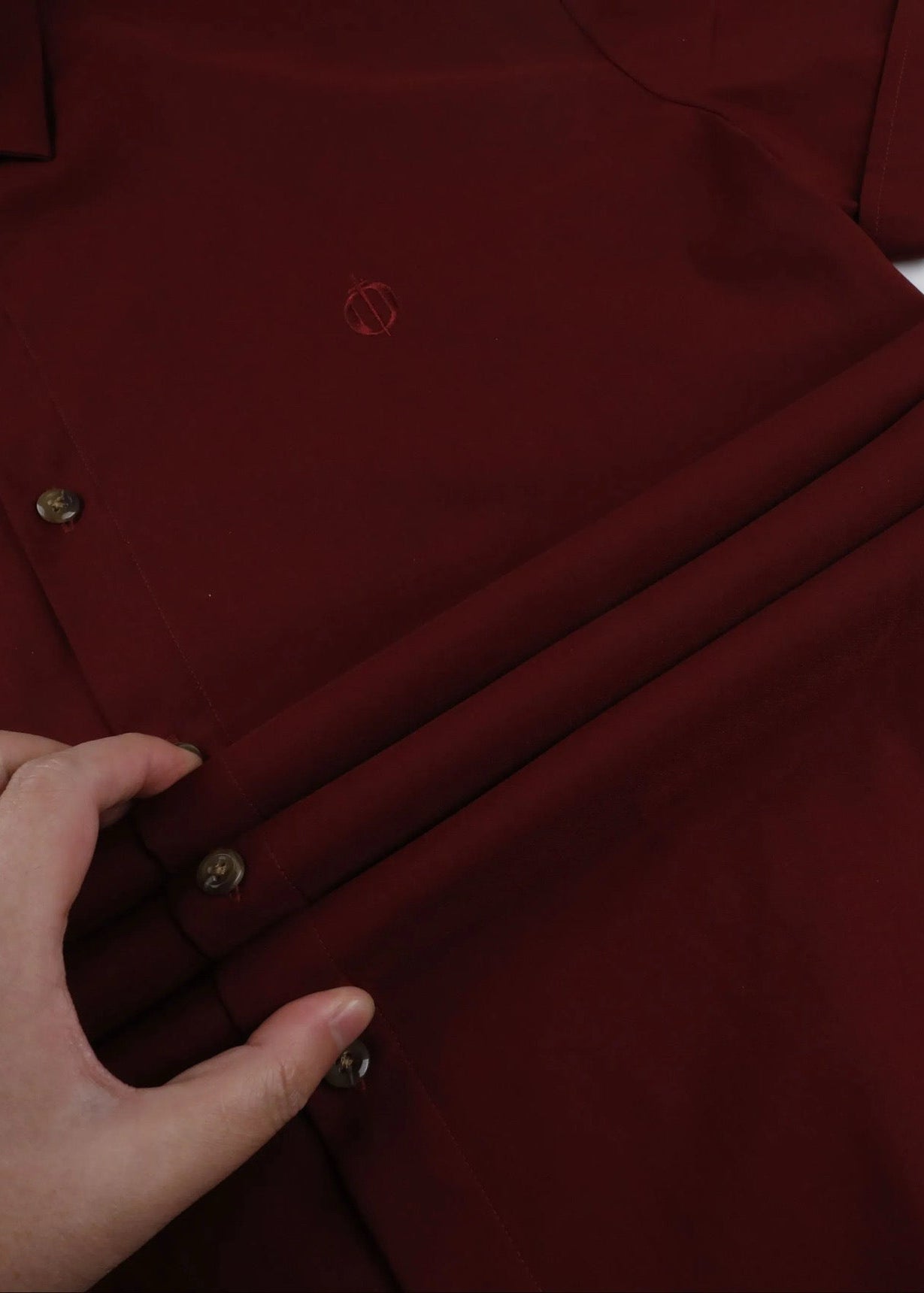 Men's Short Sleeve Tapered Shirt Burgundy
