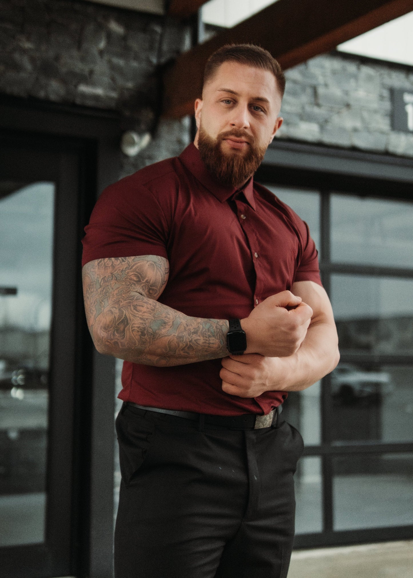 Men's Short Sleeve Tapered Shirt Burgundy